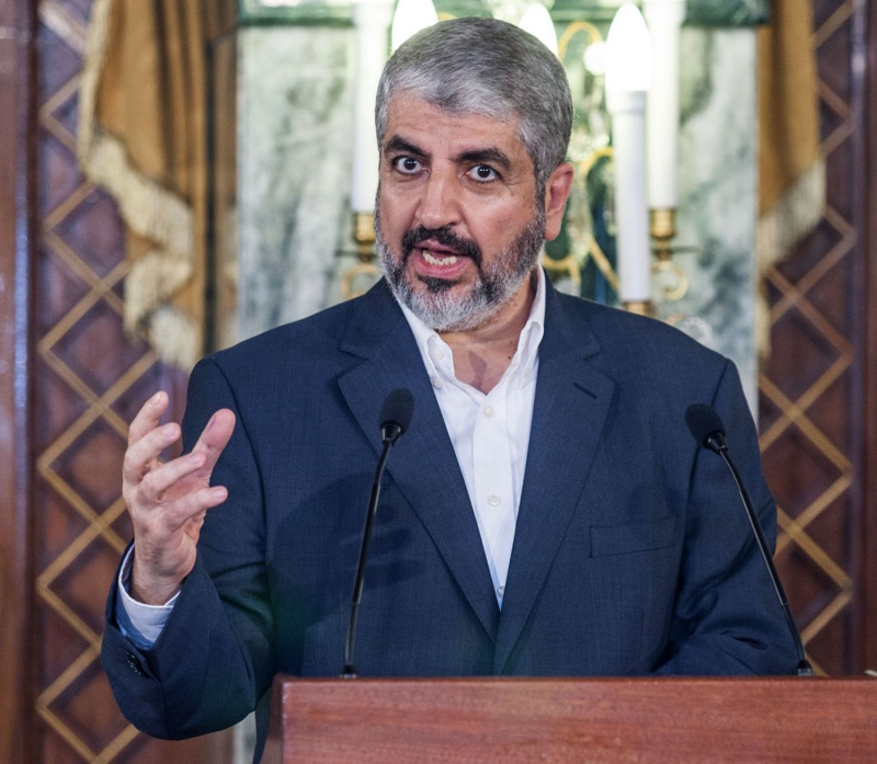 مشعل يرفض نزع سلاح حماس ويطالب بانسحاب كامل لإسرائيل من غزة مشعل يرفض نزع سلاح حماس ويطالب بانسحاب كامل لإسرائيل من غزة