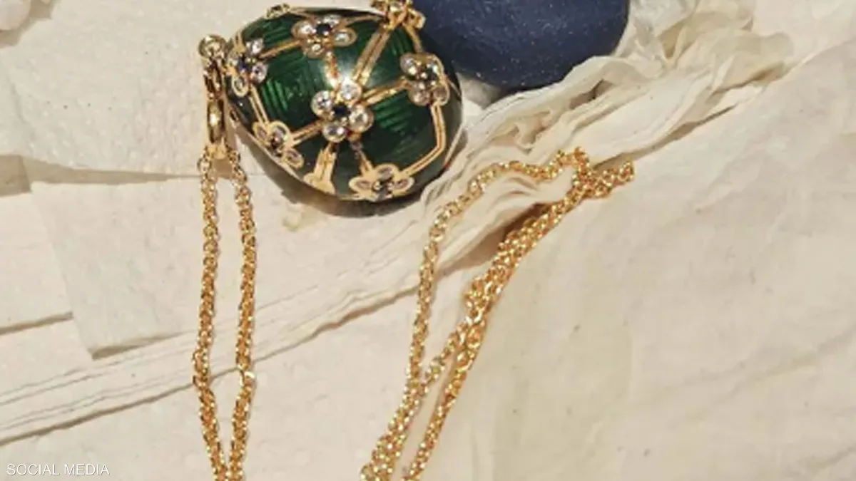 نيوزيلاندا/ استعادة قلادة ابتلعها لص في متجر مجوهرات