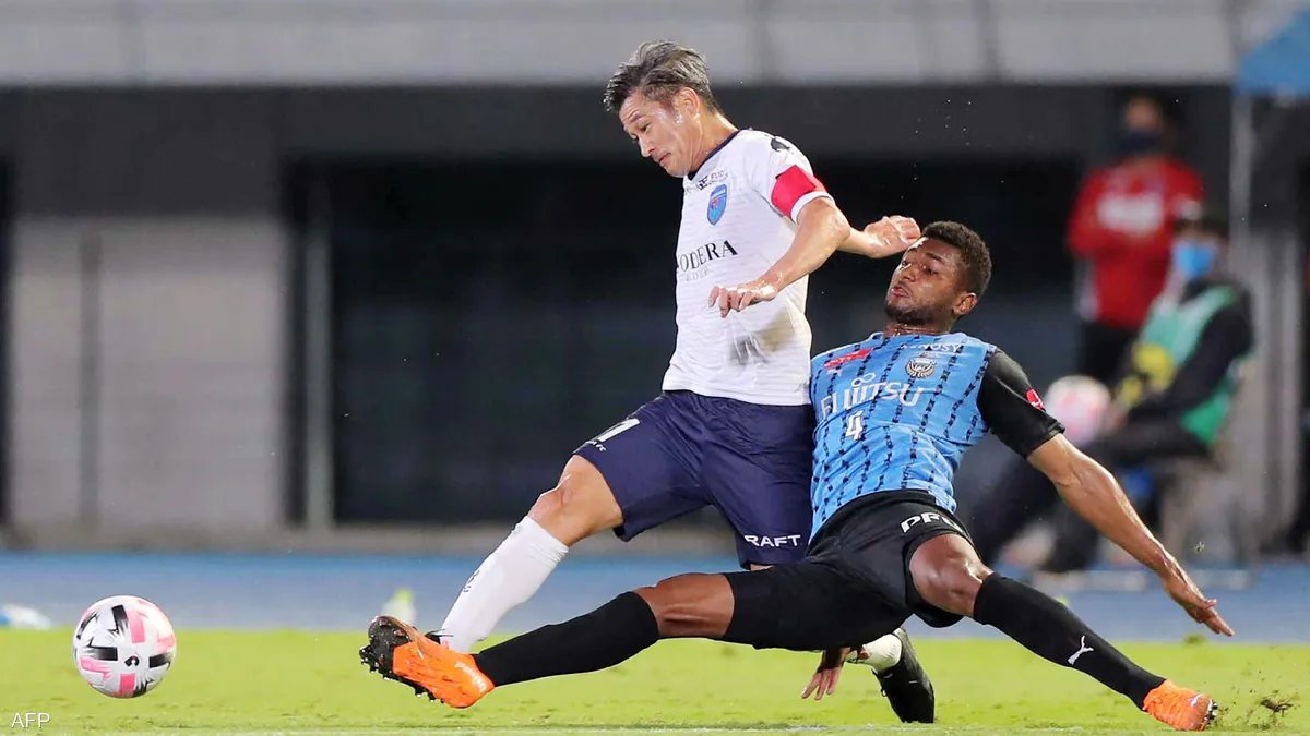 بعمر 58 عاما.. أسطورة اليابان ‘الملك كازو’ يوقّع مع فريق جديد