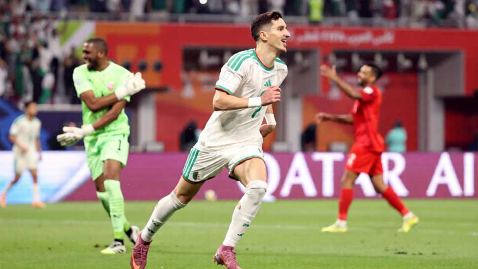 كأس العرب/ الجزائر تفوز على البحرين بخماسية