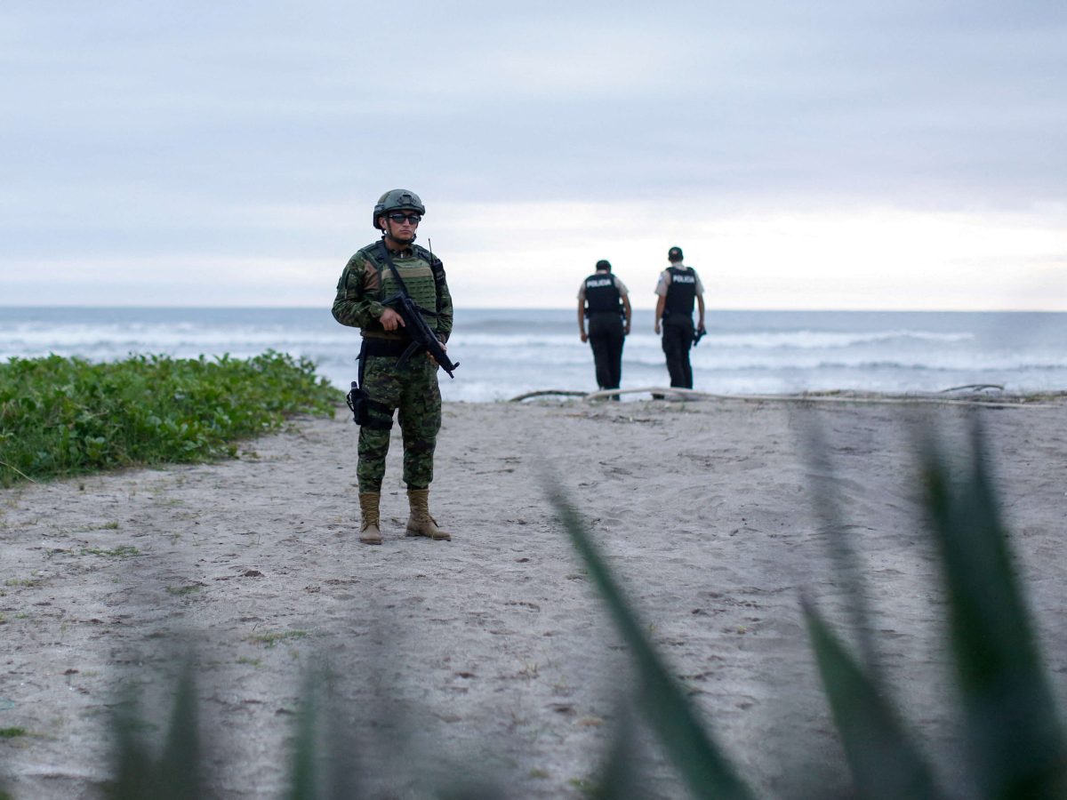 رؤوس بشرية على شاطئ سياحي مع رسالة تهديد