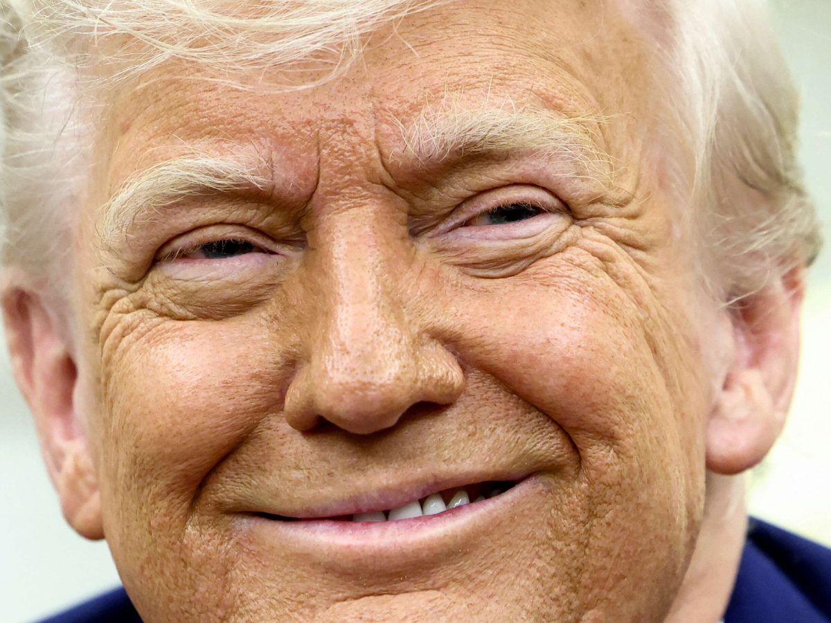 ترامب يؤكد رغبته في تملّك غرينلاند: باللين أو بالشدة