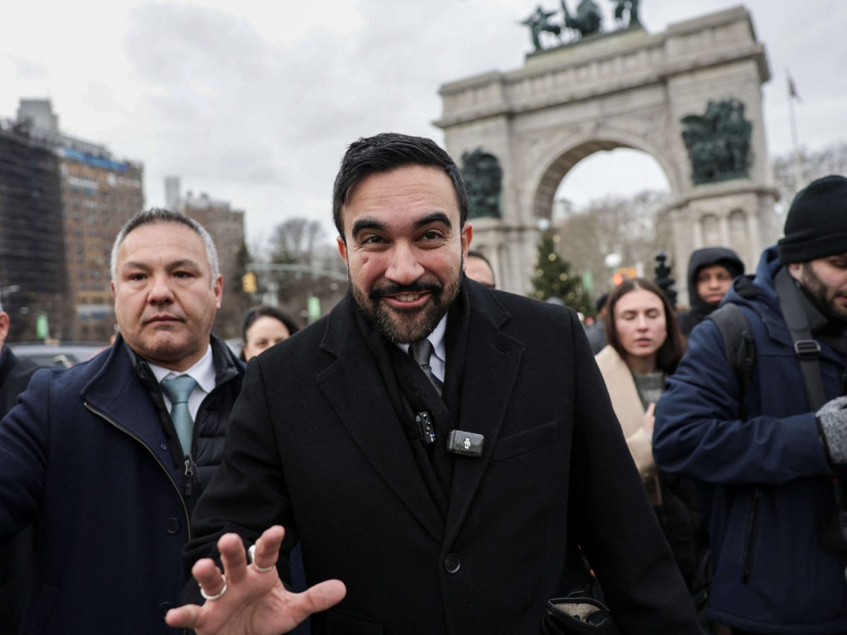 بعد يوم من تسلمه المنصب.. ممداني يلغي قرارات مؤيدة لإسرائيل