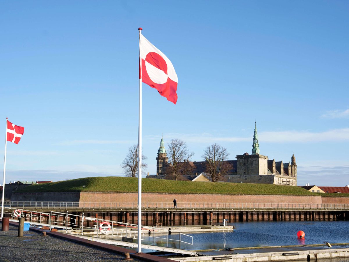 فرنسا ترسل قوات إلى غرينلاند رغم تهديدات ترامب