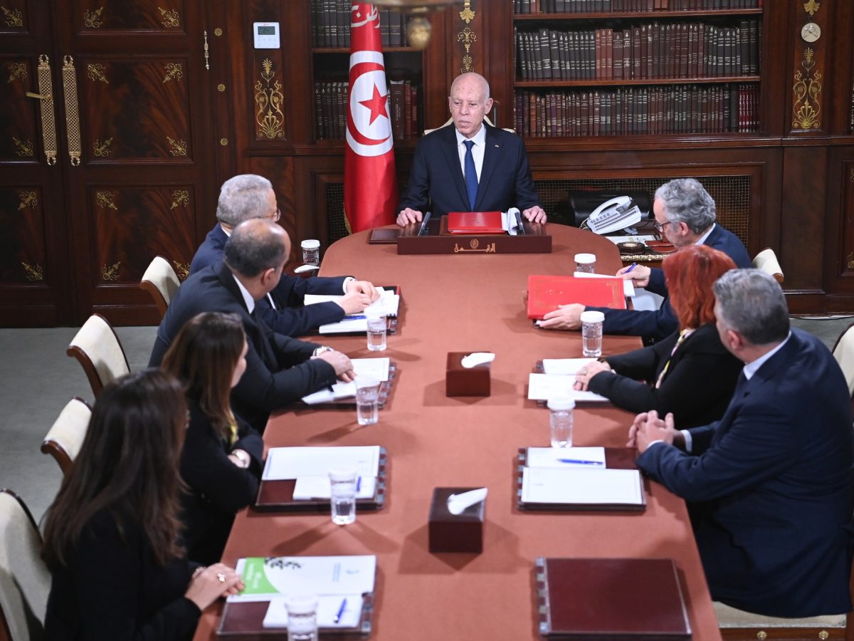 سعيّد: إعادة بناء المرفق العمومي للصحّة مطلب مشروع للشعب