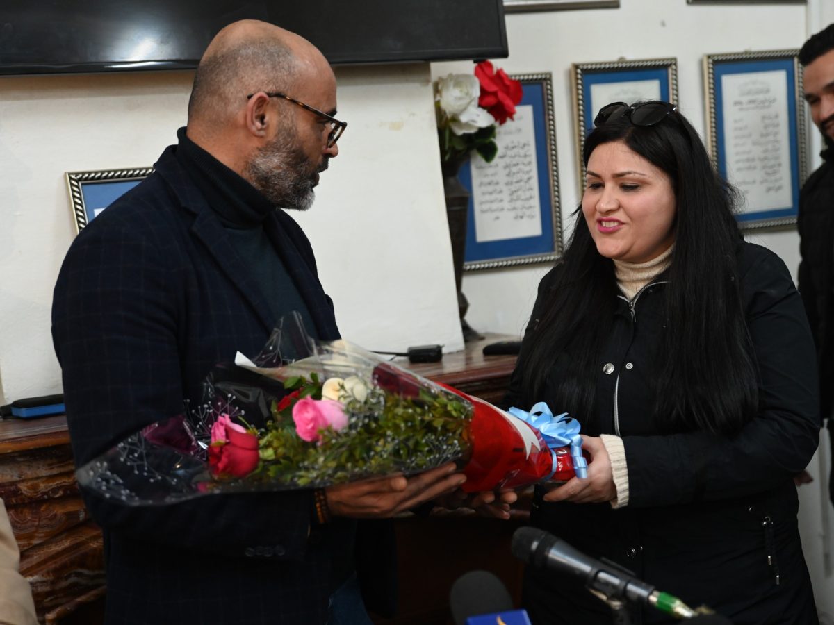 استقبال شذى الحاج مبارك في نقابة الصحفيين وتكريم محاميها