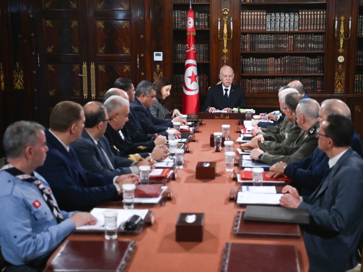 سعيّد يدعو إلى معالجة جذرية لنقائص البنية التحتية