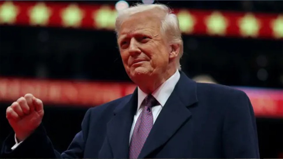 ترامب: لا أحد يستطيع حماية غرينلاند.. ولا أحد يهتم بماكرون