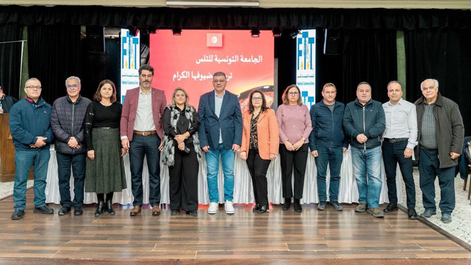 فوز قائمة بسام الزواوي بانتخابات جامعة التنس