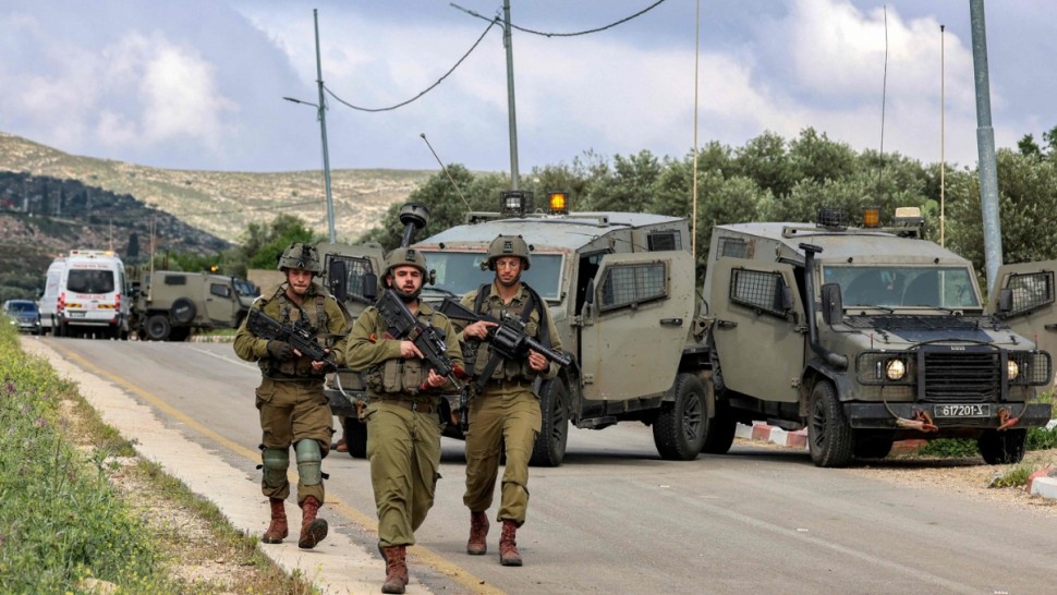 جيش الاحتلال يشن عملية عسكرية واسعة بالخليل
