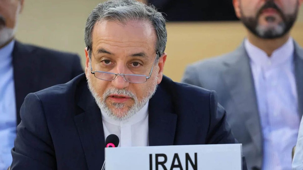 عراقجي: طهران مستعدة للحرب.. وأيضا للحوار