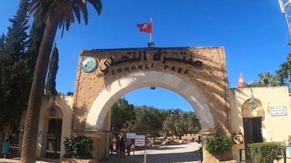 لسوء الأحوال الجوية ..غلق متنزهات النحلي ورادس والمروج