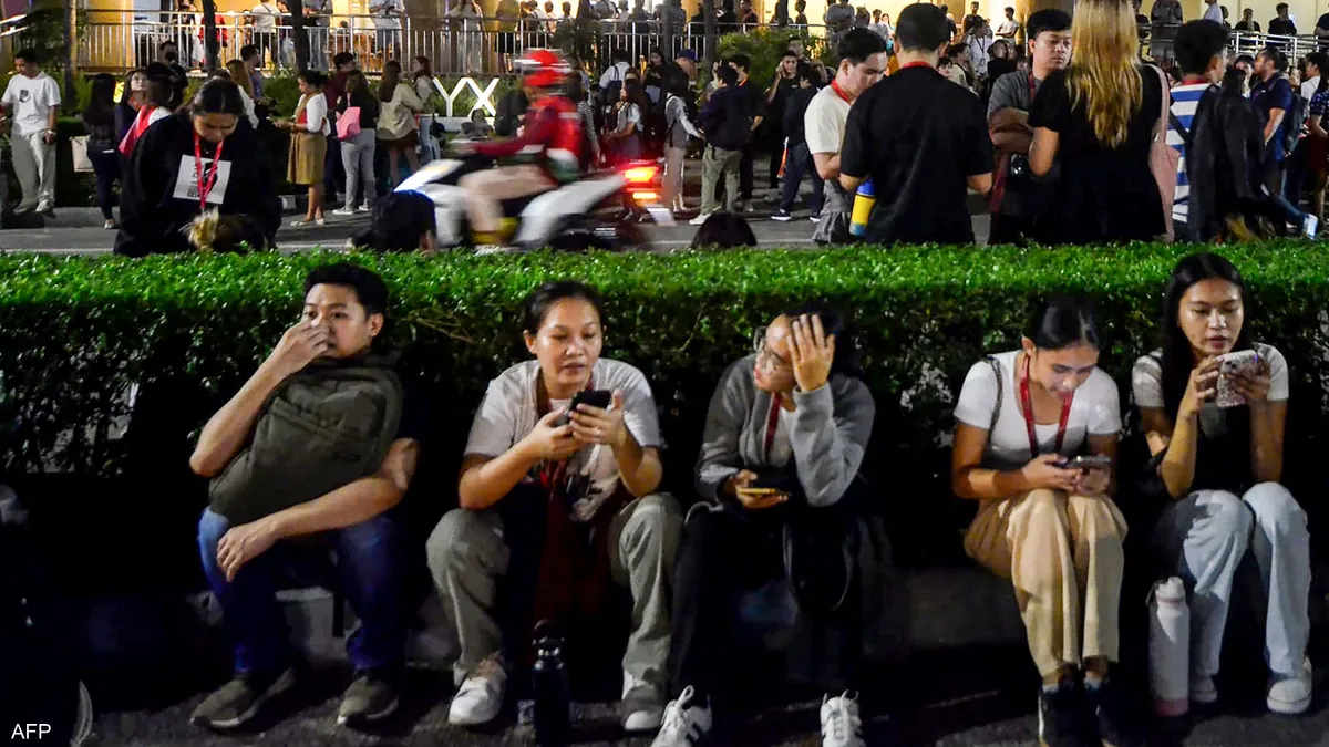 منصات التواصل تضرّ بنفسية المراهقين… والفتيات الأكثر تأثرا