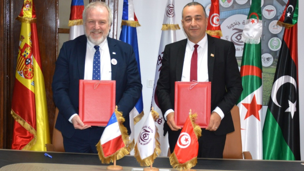 اتفاقية شراكة بين جامعة جندوبة وجامعة رانس الفرنسية