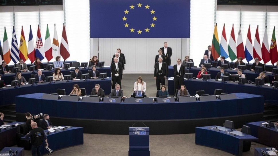 البرلمان الأوروبي يشدّد سياسات الهجرة