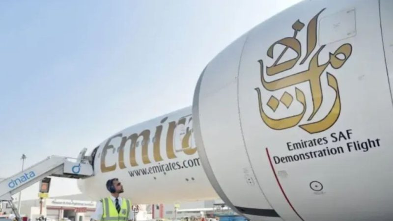 طيران الإمارات