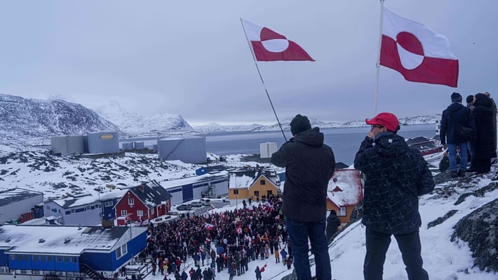 اليوم/ كندا وفرنسا تفتتحان قنصليتين في غرينلاند