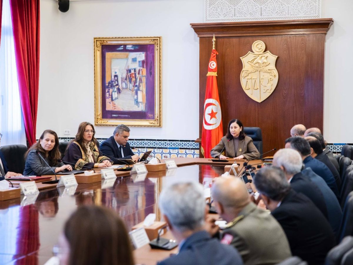 قطار سريع فائق السرعة لتونس.. التفاصيل