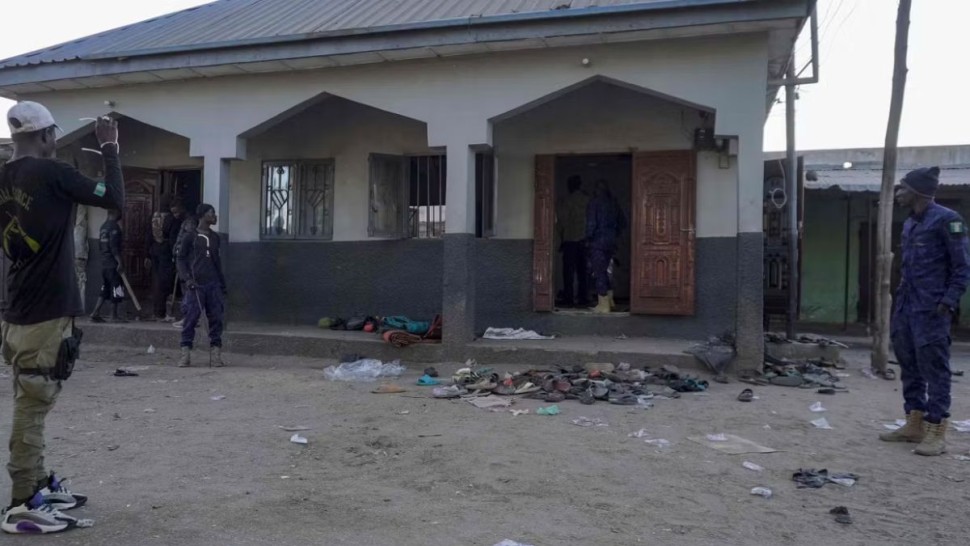 نيجيريا/ قتلى في هجوم على مسجد أثناء التراويح