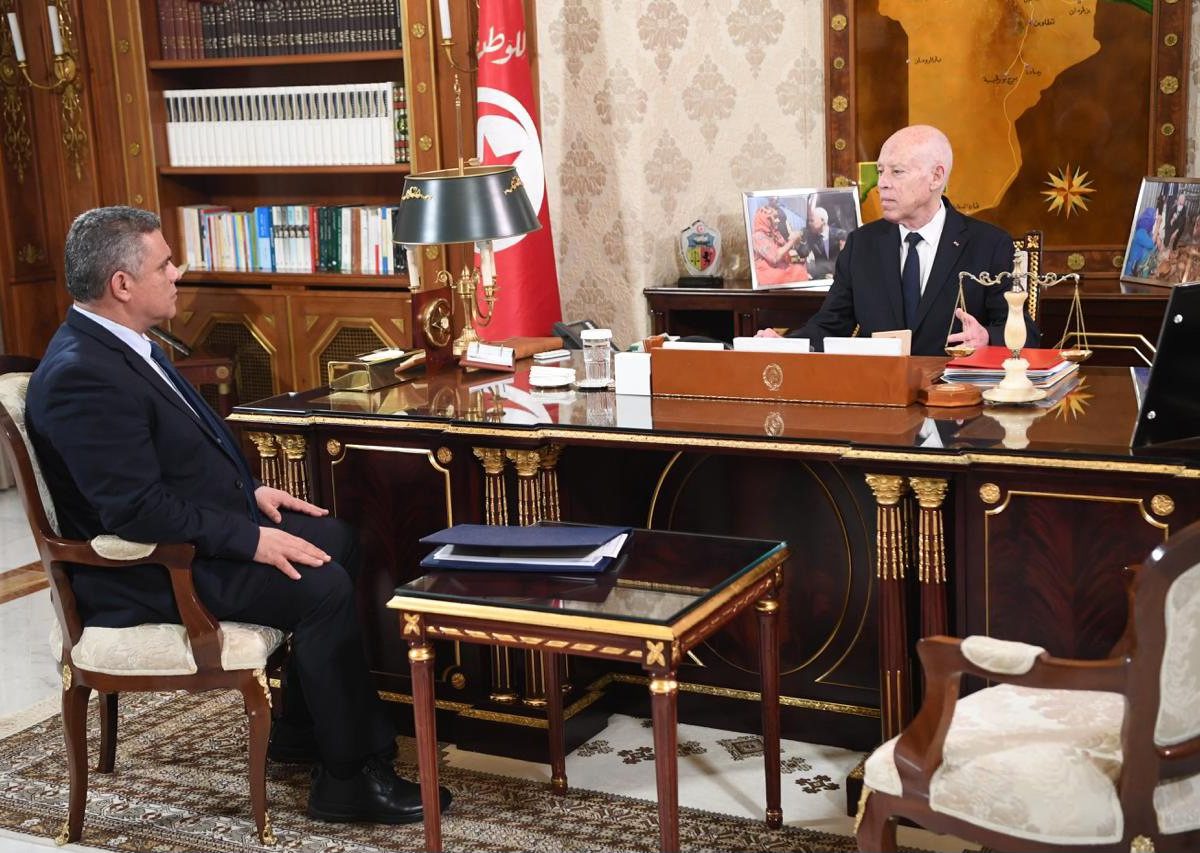 سعيّد: من قصّر في رفع الفضلات عليه أن يتحمّل تبعات تقصيره