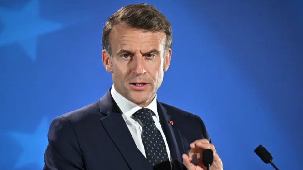 ماكرون يحذر: أي عدوان بري على لبنان غير مقبول