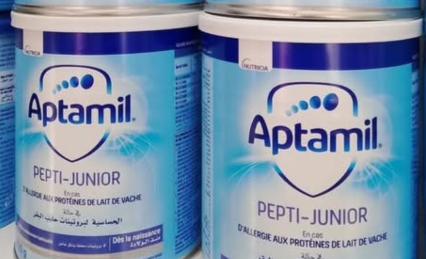 سحب دفعات من حليب الأطفال “أبتاميل”.. هيئة الصيادلة توضّح