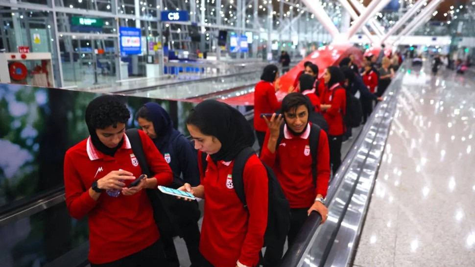 إيران تمنع فرقها الرياضية من السفر إلى دول ‘معادية’ إيران تمنع فرقها الرياضية من السفر إلى دول ‘معادية’