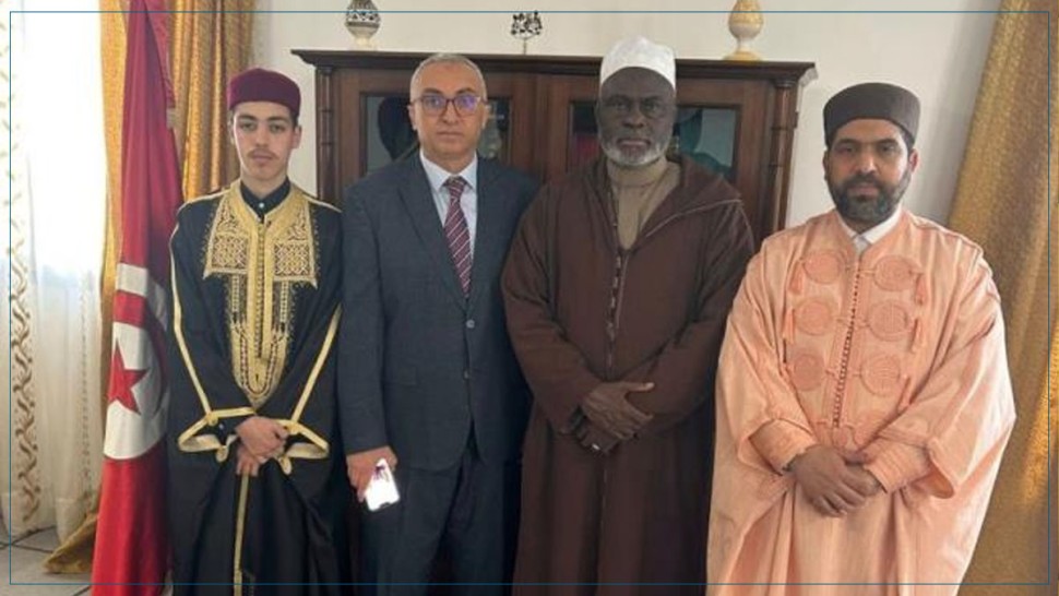 تونسي يفوز بمسابقة دولية لحفظ القرآن في السنغال