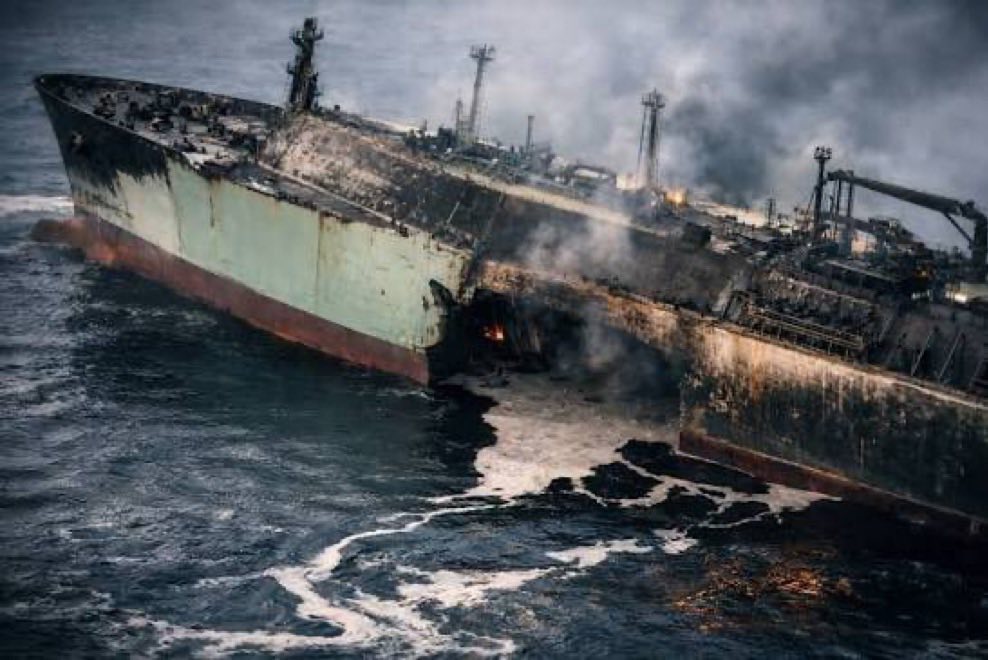 سفينة غاز روسية مدمّرة قرب لامبيدوزا.. أي خطر على تونس؟