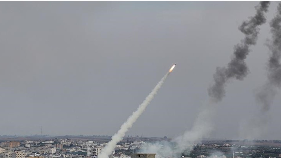 حزب الله يستهدف قاعدة عسكرية قرب تل أبيب