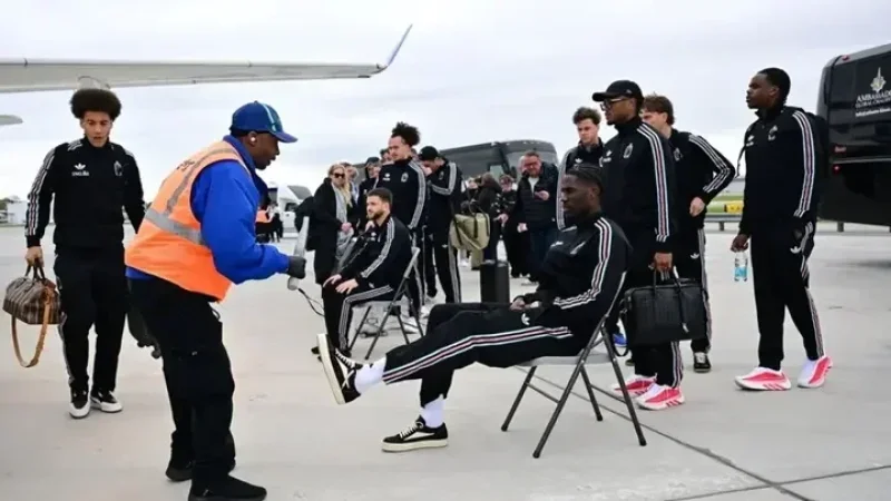 قبل المونديال/ أمريكا تفتش لاعبي بلجيكا في مدرج المطار!