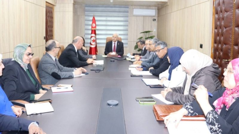 وزير التجارة