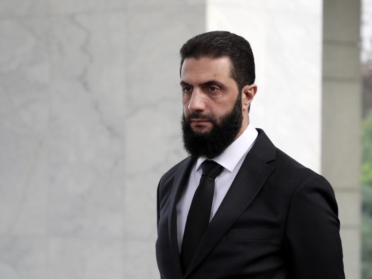 الشرع يلمّح لاتفاق أمني مع إسرائيل