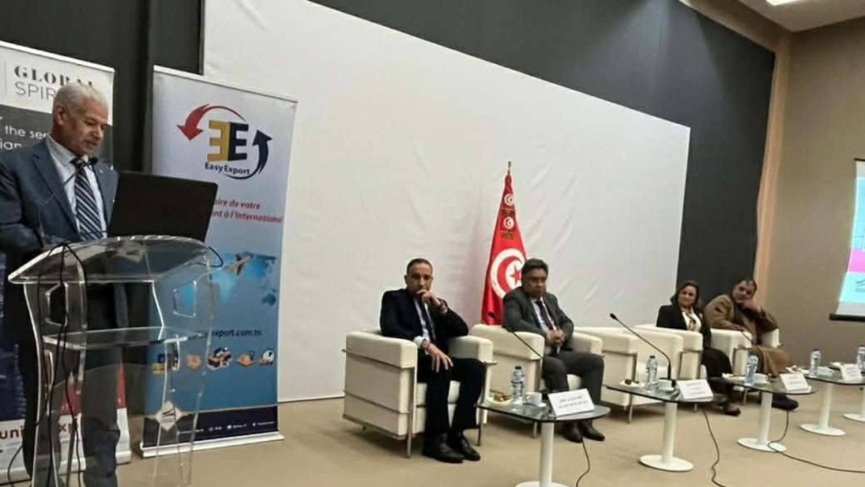 وزير التجارة يدعو الحرفيين للاستفادة من برنامج “Easy Export” للتصدير الدولي