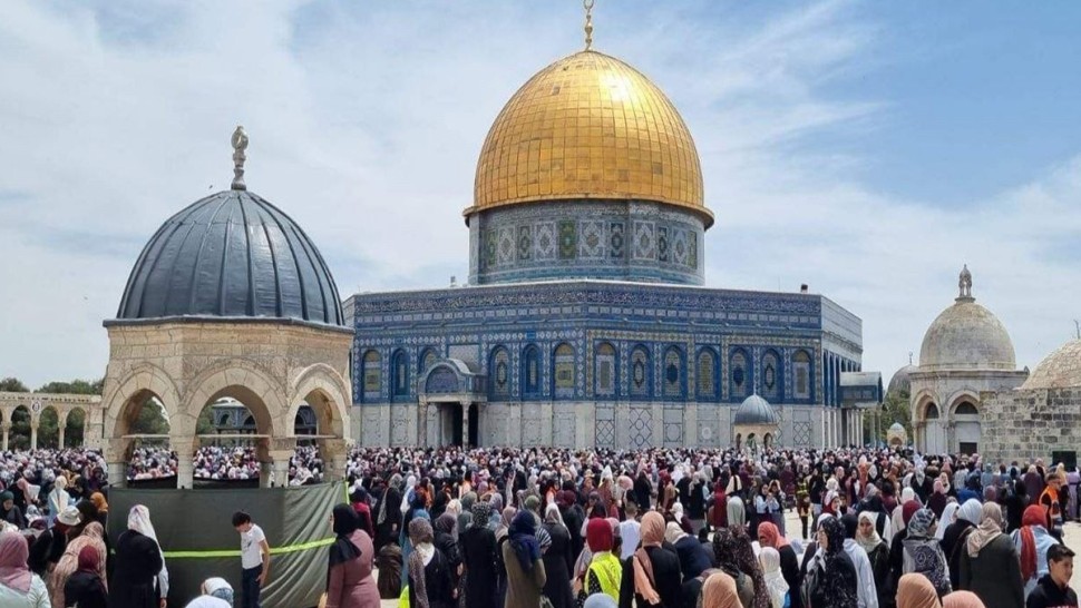 فتح أبواب الأقصى للمصلّين بعد 40 يوما من الإغلاق