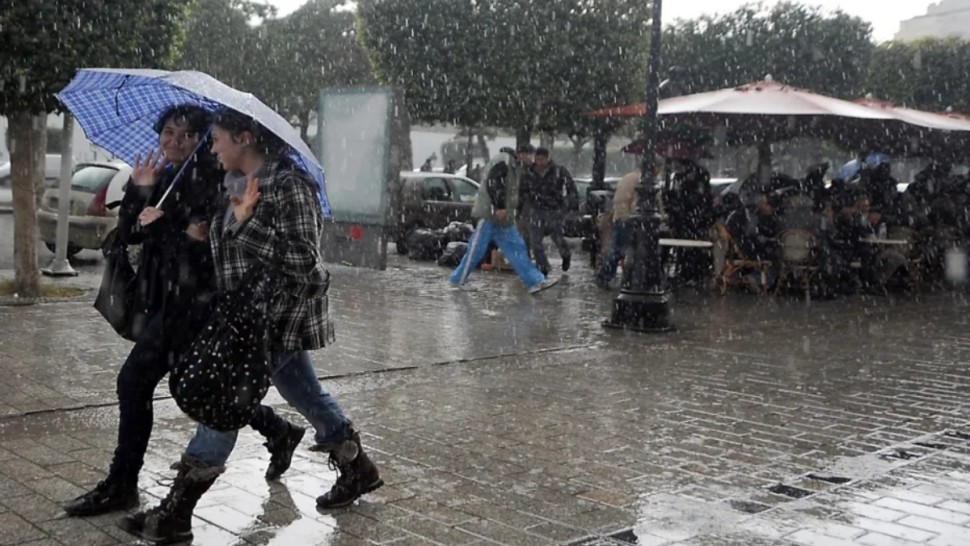 تقلبات جوية منتظرة بالعاصمة.. توصيات والي تونس