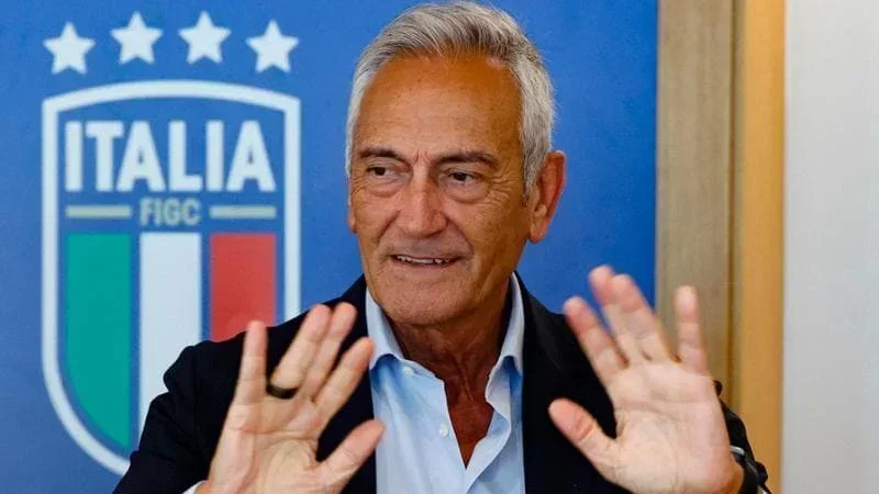 كرة القدم الإيطالية