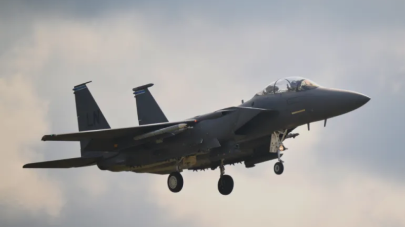 مقاتلة أمريكية