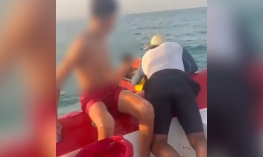 (فيديو) لحظات إنقاذ مصطافين ابتعدا عن الشاطئ في قابس
