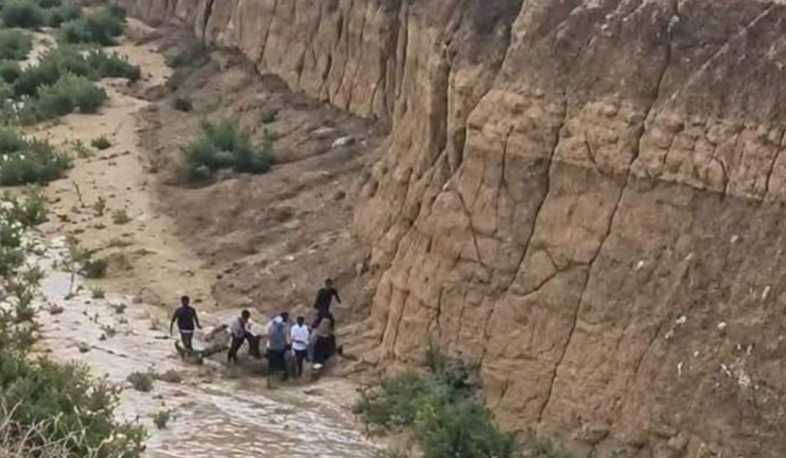 سليانة/ انتشال جثة طفل وإنقاذ آخر بعد أن جرفتهما مياه وادي الروحية